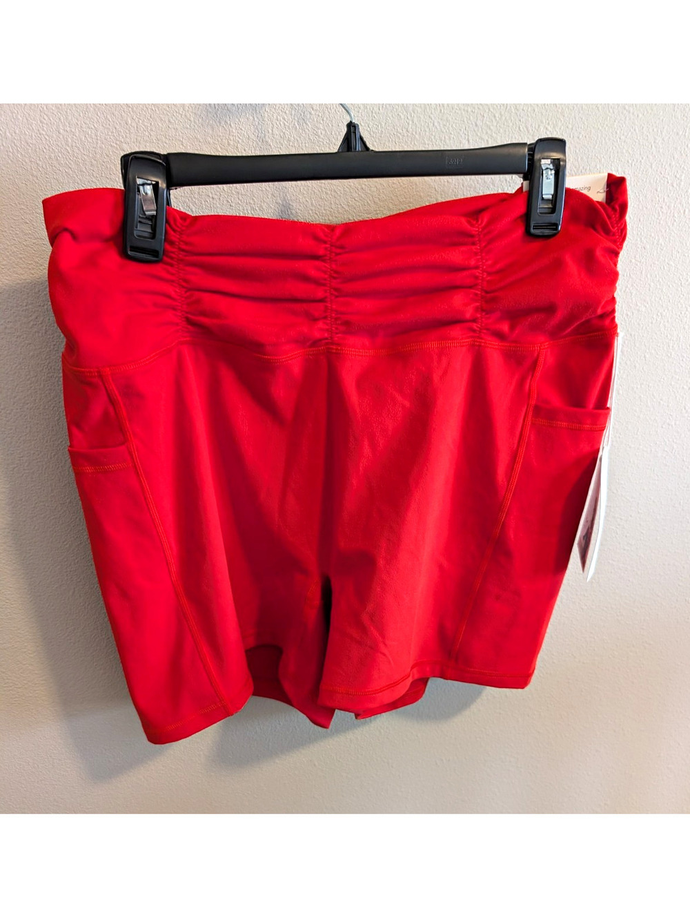 Blogilates Women's 2X Plus Red Ruched Waist Pull On Shorts Stretch Pockets